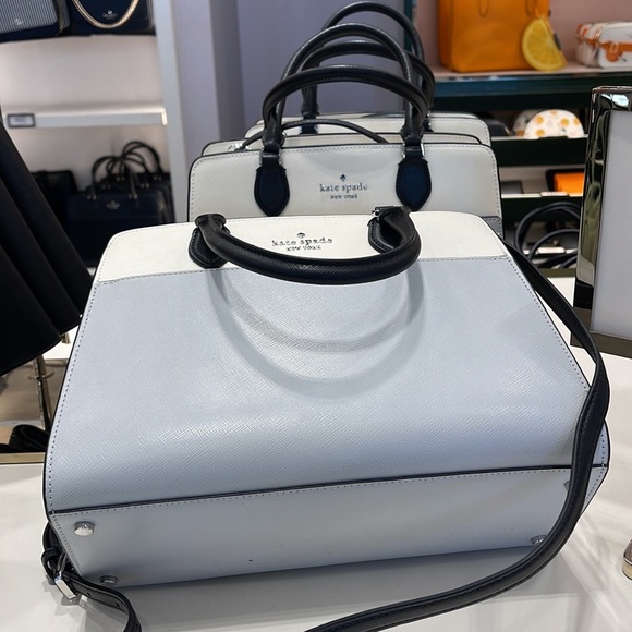 Kate Spade Madison Colorblock Saffiano Leather Medium Satchel
Platinum Grey
NWT - Picture 14 of 16